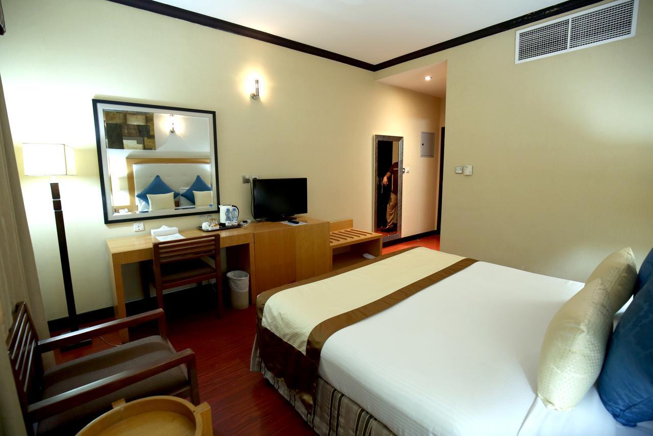 London Crown Hotel Dubai