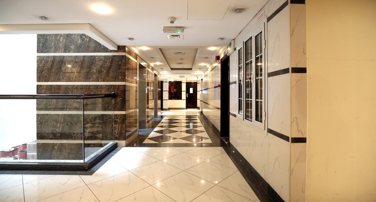 London Crown Hotel Dubai